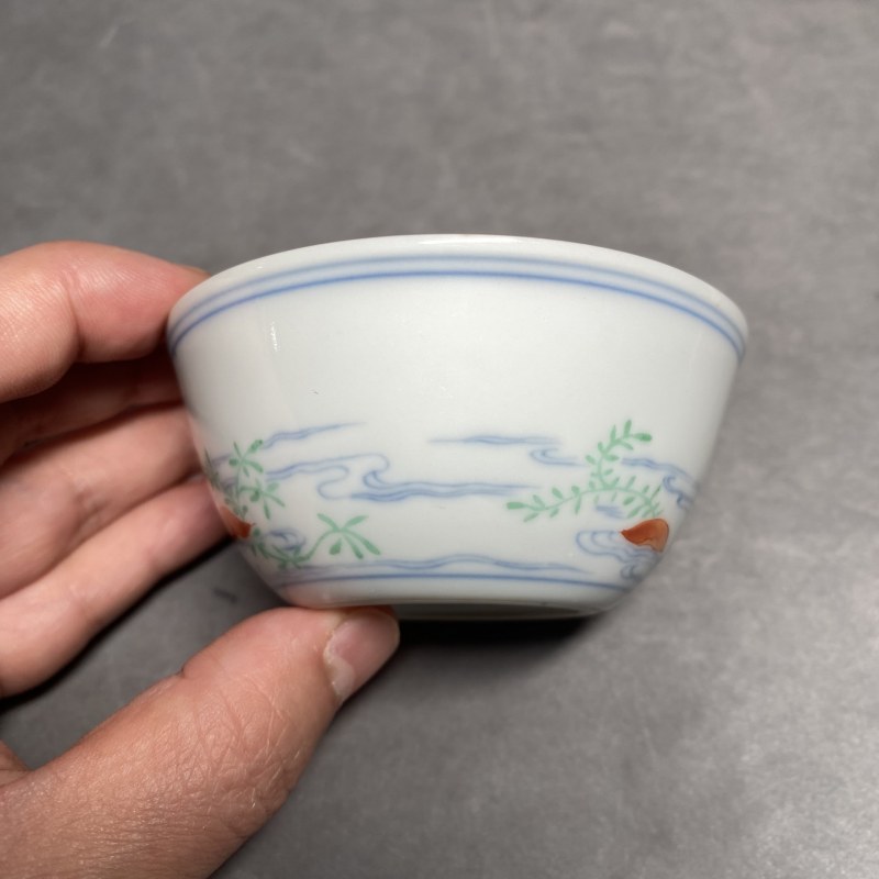 清康熙 斗彩花逐清溪图卧足杯 - 图14