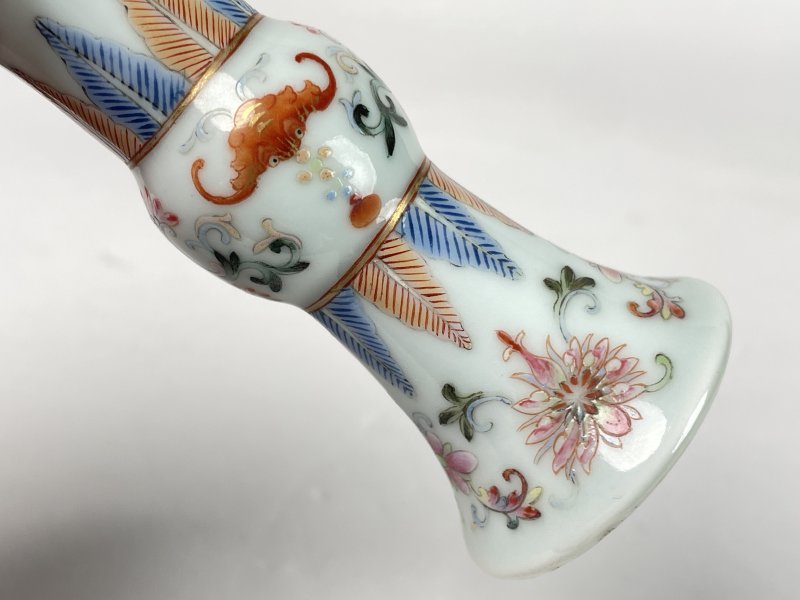 民国 粉彩缠枝莲纹小花觚 - 图8