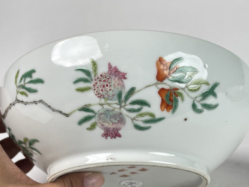 清光绪 粉彩过枝花卉纹捧盒 - 图10