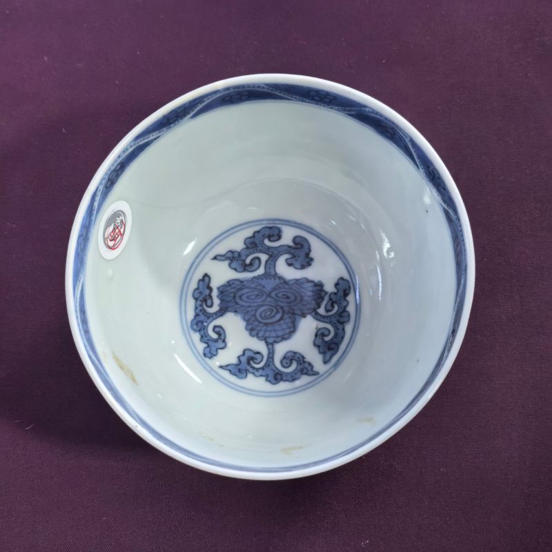 明嘉靖 青花缠枝花卉纹碗 - 图6