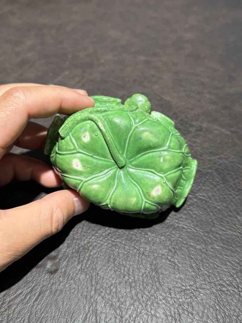 清 青釉荷叶水盂 - 图7