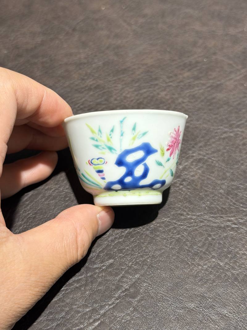 清光绪 冯大坨粉彩杯 - 图2