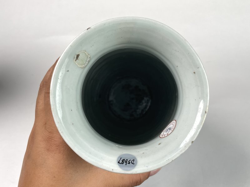 明末清初 青花披麻皴山水纹筒瓶 - 图12