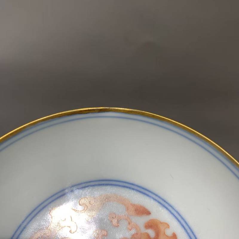 清雍正 青花矾红描金夔龙纹盘 - 图6
