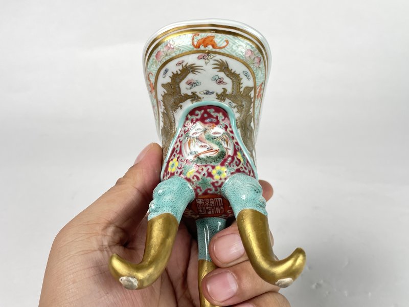 清晚期 粉彩描金龙纹爵杯 - 图5