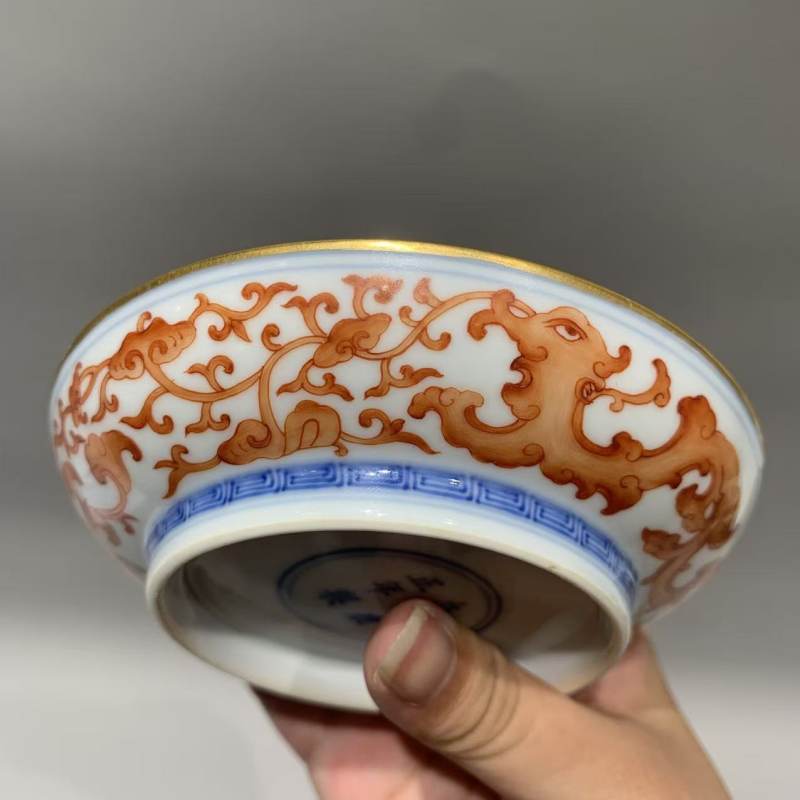 清雍正 青花矾红描金夔龙纹盘 - 图9