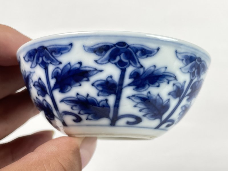 清光绪 青花缠枝莲纹小杯 - 图4