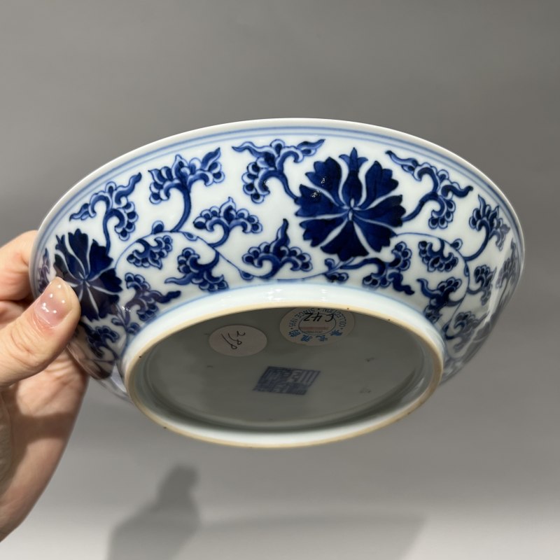 清乾隆 青花缠枝牵牛花纹盘 - 图6
