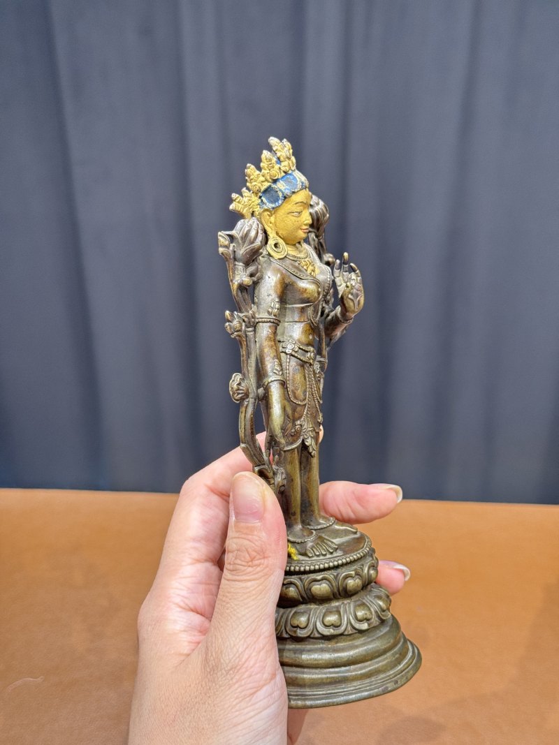 清乾隆 铜泥金仿帕拉裱金银度母站像 - 图8