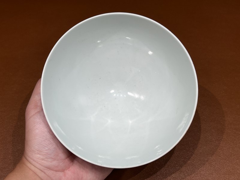 清乾隆 霁红釉鸡心碗 - 图5