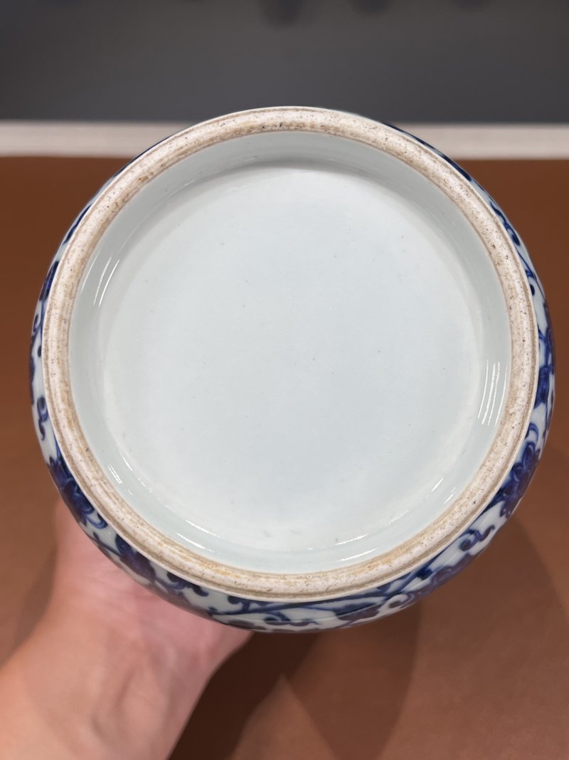 清乾隆 青花锦地花卉纹壮罐 - 图13
