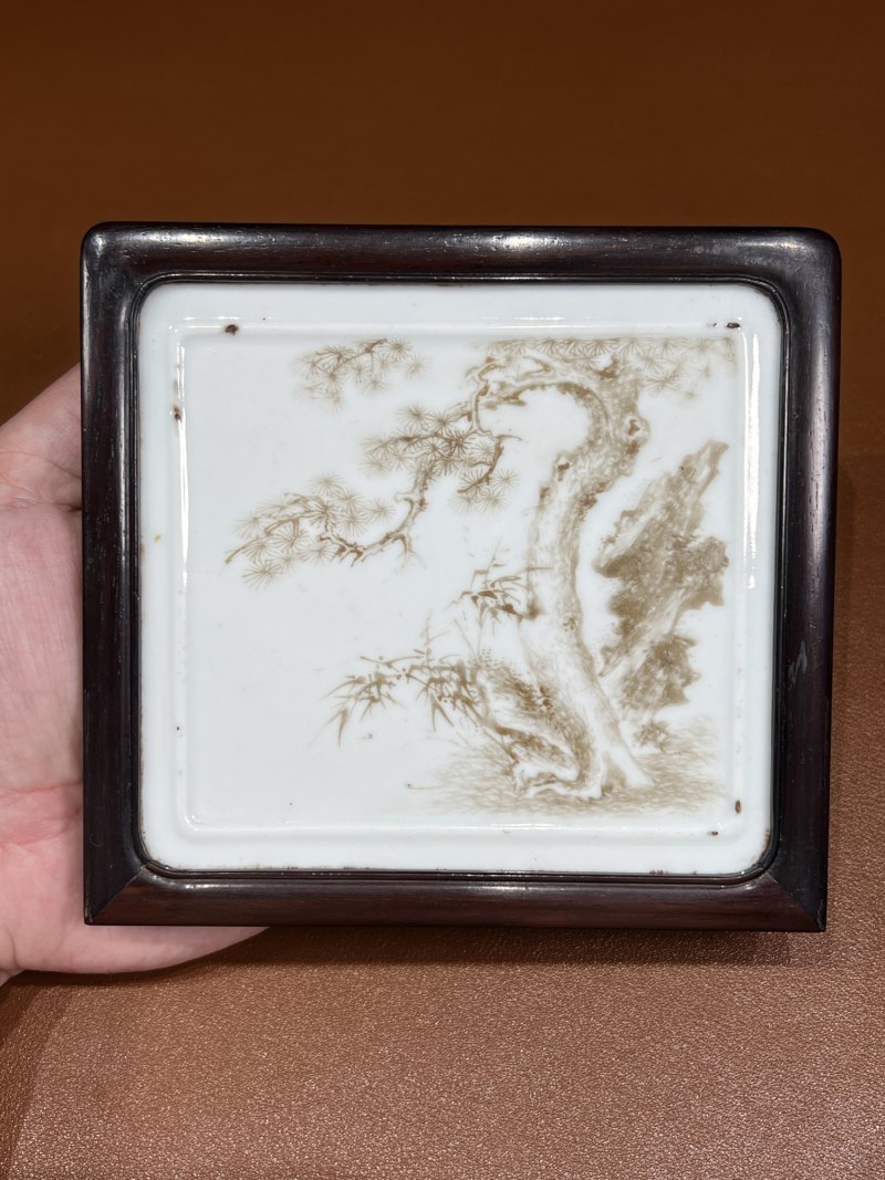 清雍正 墨彩松竹石纹插屏 - 图5