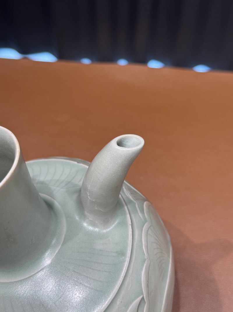 明 耀州窑青釉刻花执壶 - 图7
