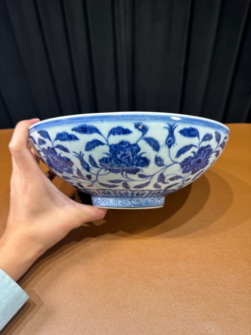 明宣德 青花缠枝莲纹大碗 - 图4