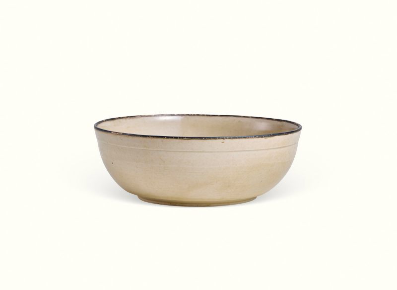 明 定窑刻划莲纹钵 - 图1