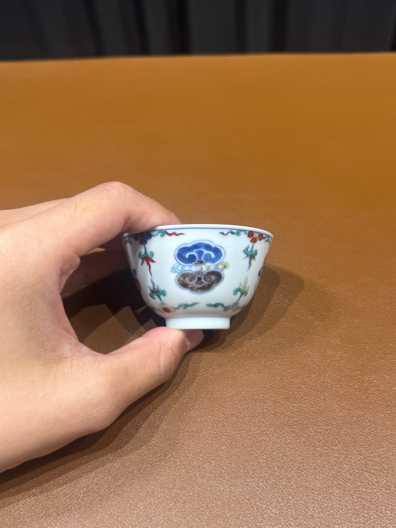清雍正 斗彩灵芝纹杯 - 图5