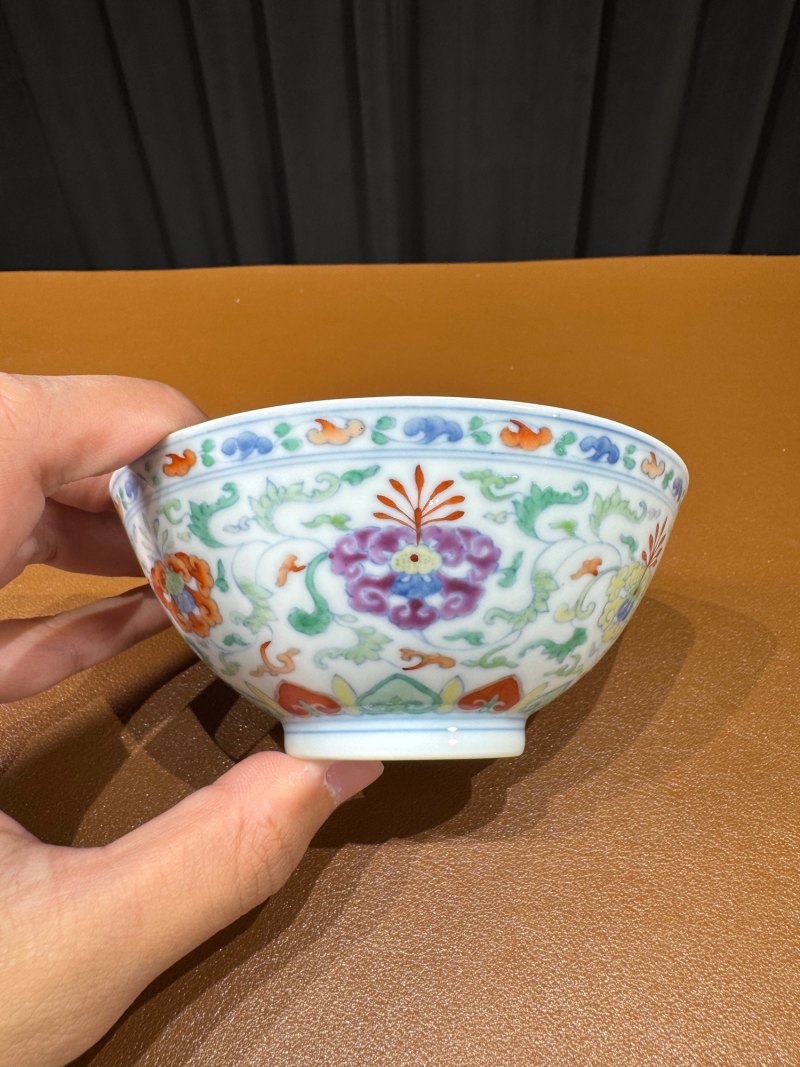 清雍正 斗彩洋花纹小碗 - 图4