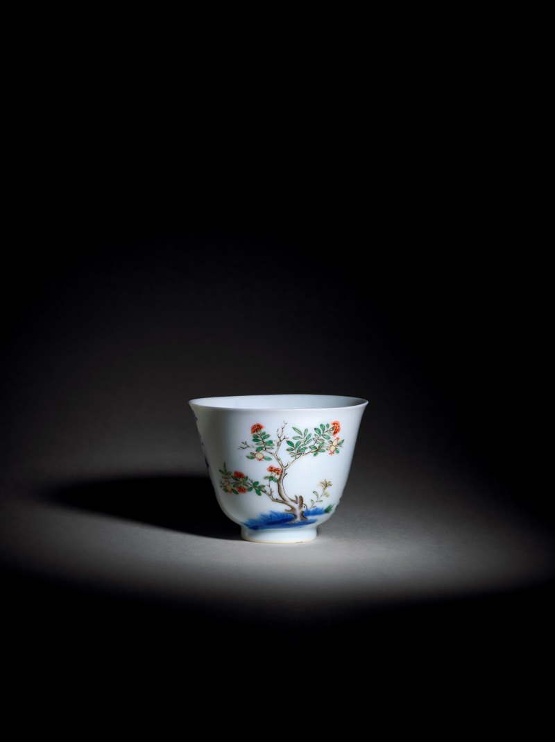 清康熙 五彩五月石榴花神杯 - 图2