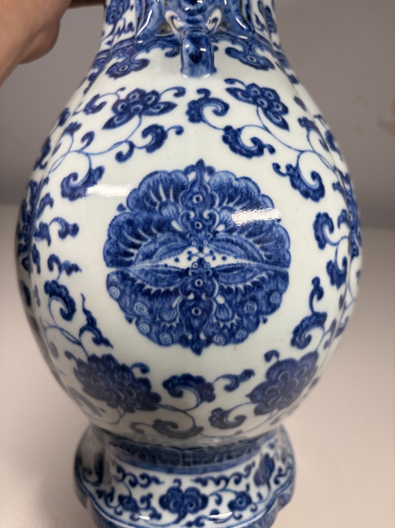 清乾隆 青花喜相逢太平有象海棠尊 - 图10