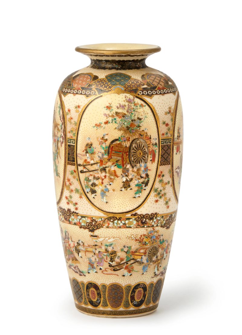 A Japanese Satsuma vase - 图2