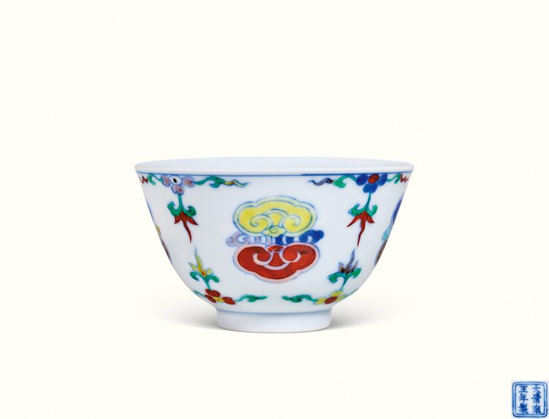 清雍正 斗彩灵芝纹杯 - 图1