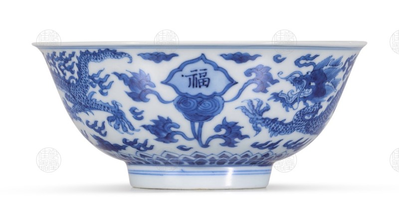 青花福寿双龙纹碗