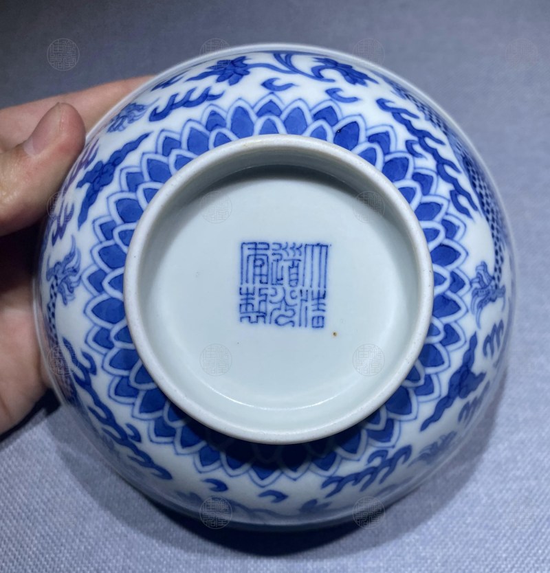 清道光 青花福寿双龙纹碗 - 图4