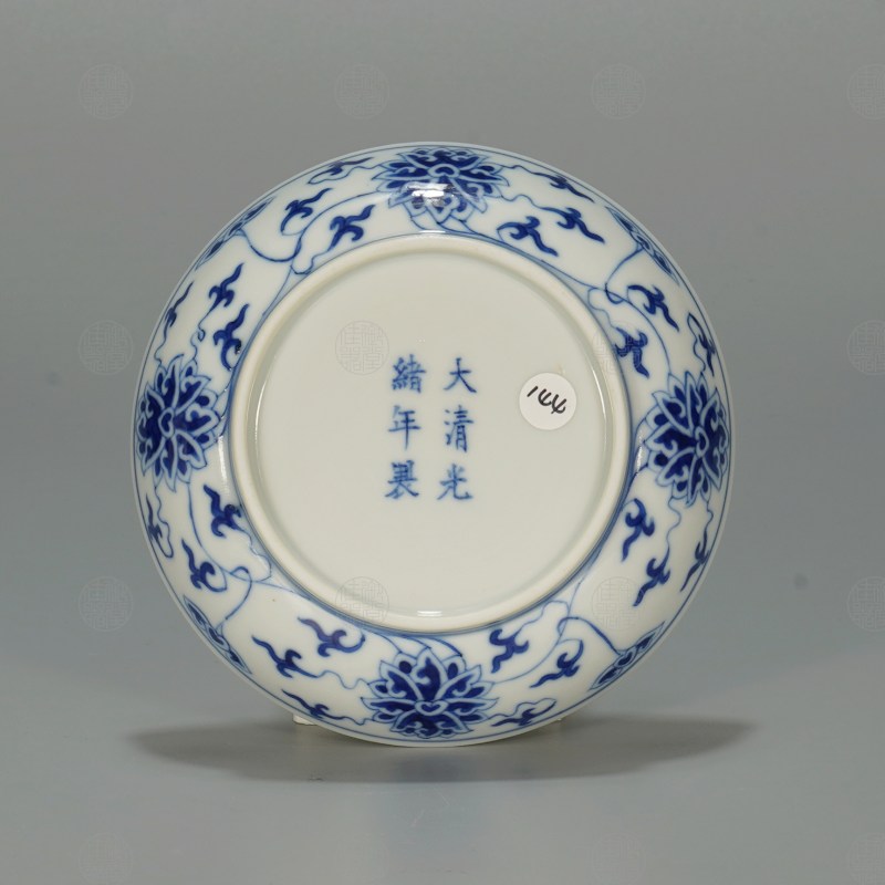 清光绪 青花缠枝莲纹小碟 - 图3