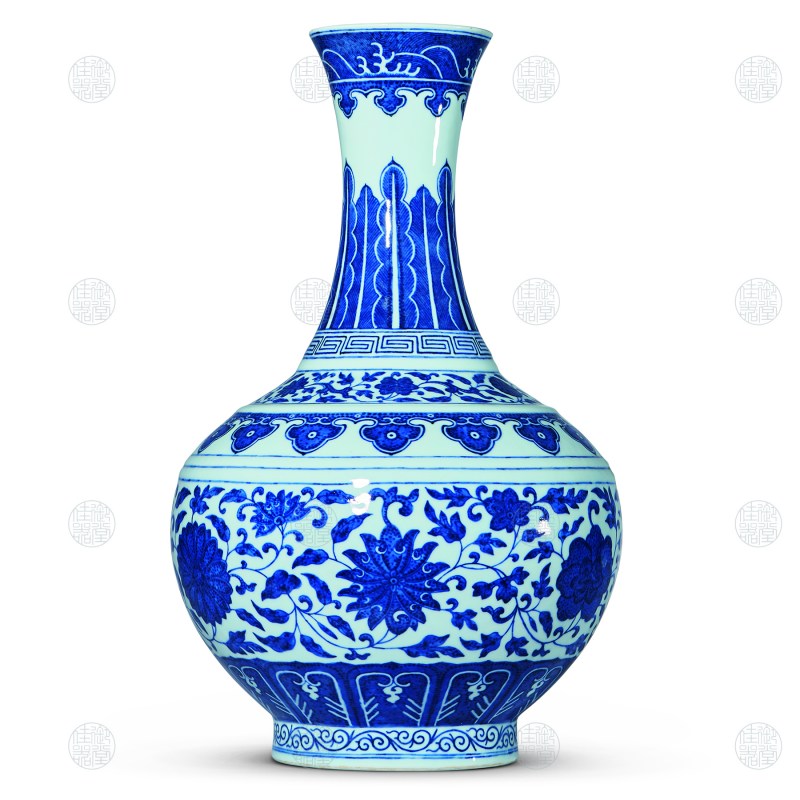 清光绪 青花缠枝莲弦纹赏瓶