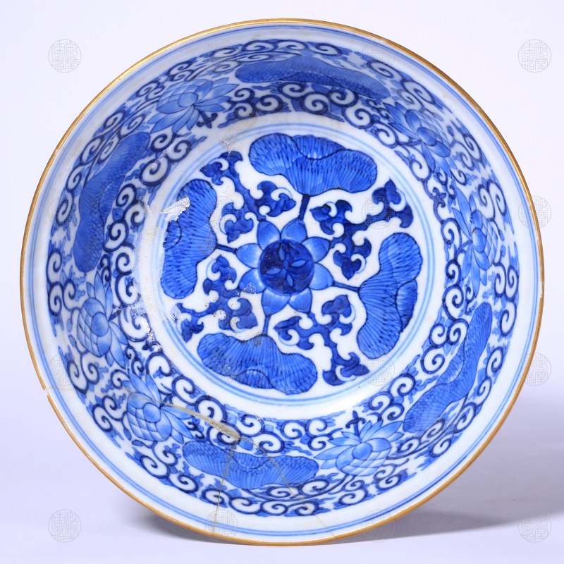 清光绪 内青花外粉彩荷花纹碗 - 图2