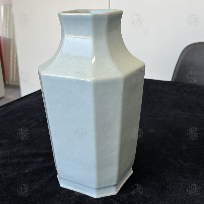 仿汝釉八方一统尊