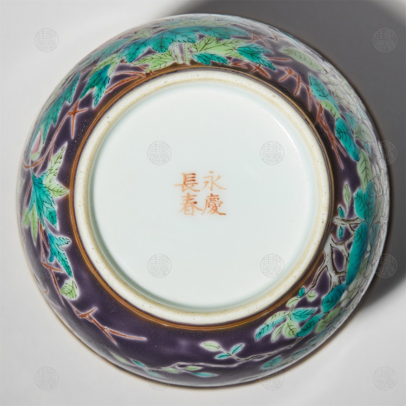 清光绪 藕合地彩花卉渣斗 - 图2