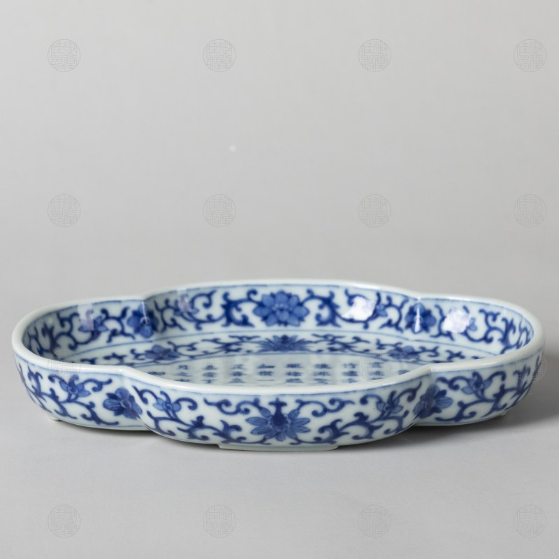 清嘉庆 青花御制诗海棠形茶盘 - 图3