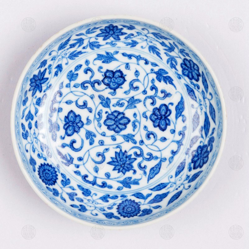 青花缠枝莲纹四寸碟