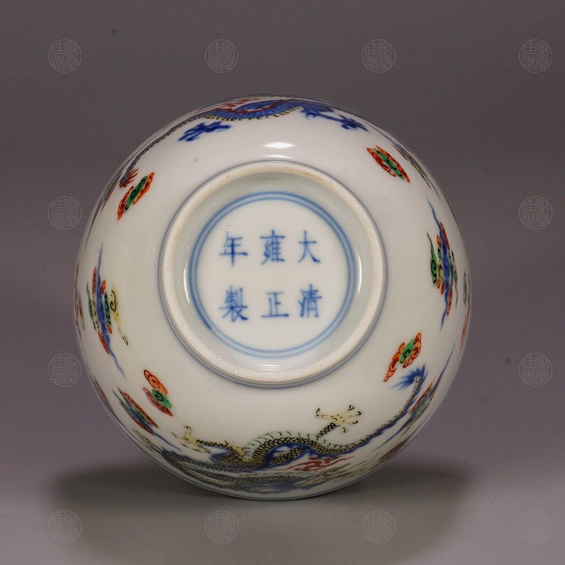 清雍正 青花五彩龙纹盅 - 图2