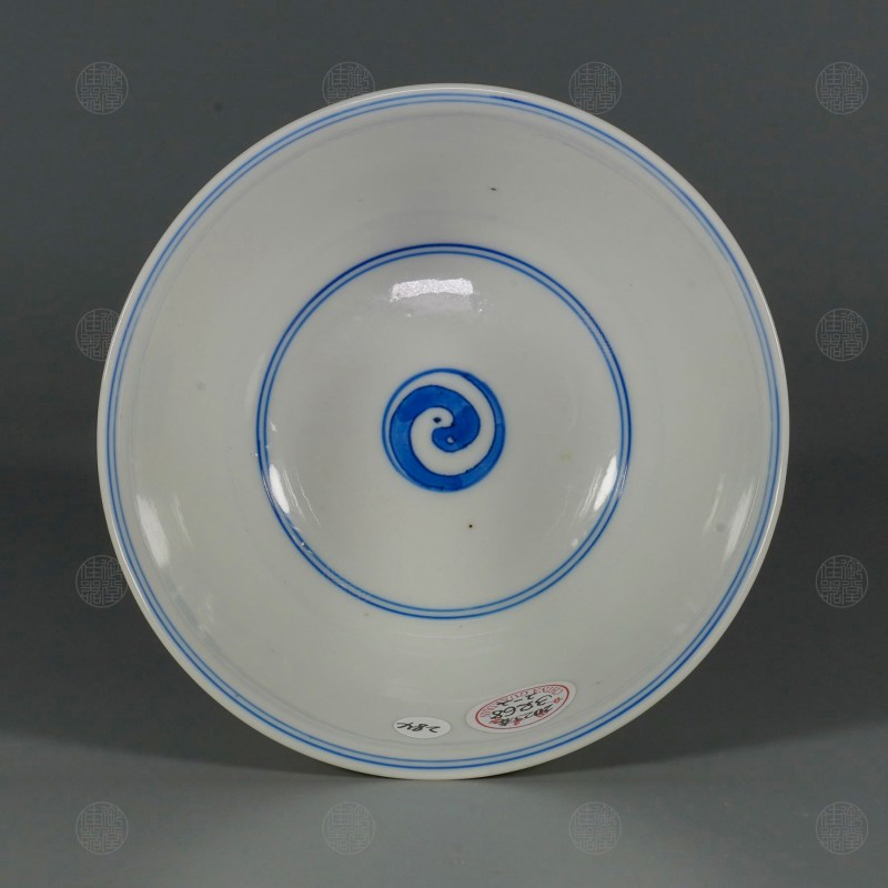 清康熙 青花海水八卦纹碗