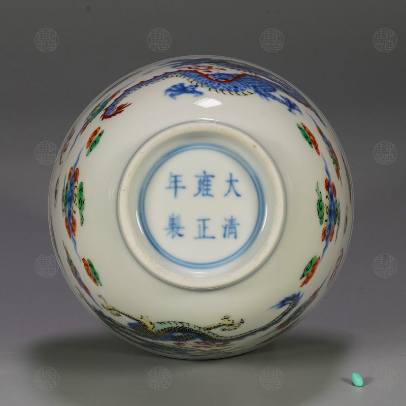清雍正 青花五彩龙纹盅 - 图2