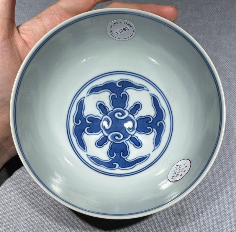 清道光 青花岁寒三友纹敞口碗 - 图5
