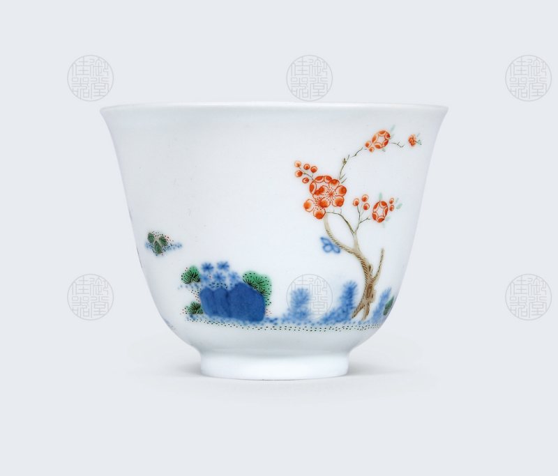 青花五彩杏花诗文杯