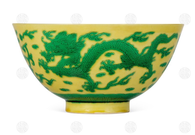 黄地绿龙凤寿字茶碗
