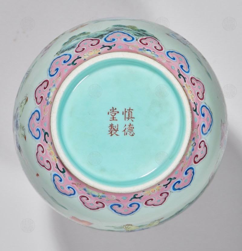 清道光 粉红地洋彩婴戏纹双耳瓶 - 图3