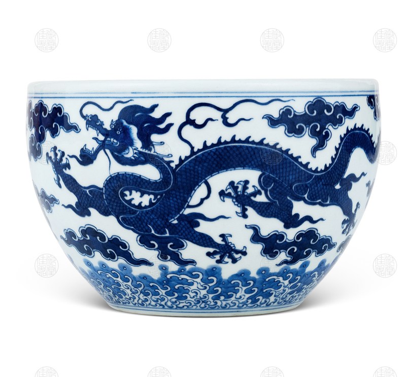 青花双龙纹案缸