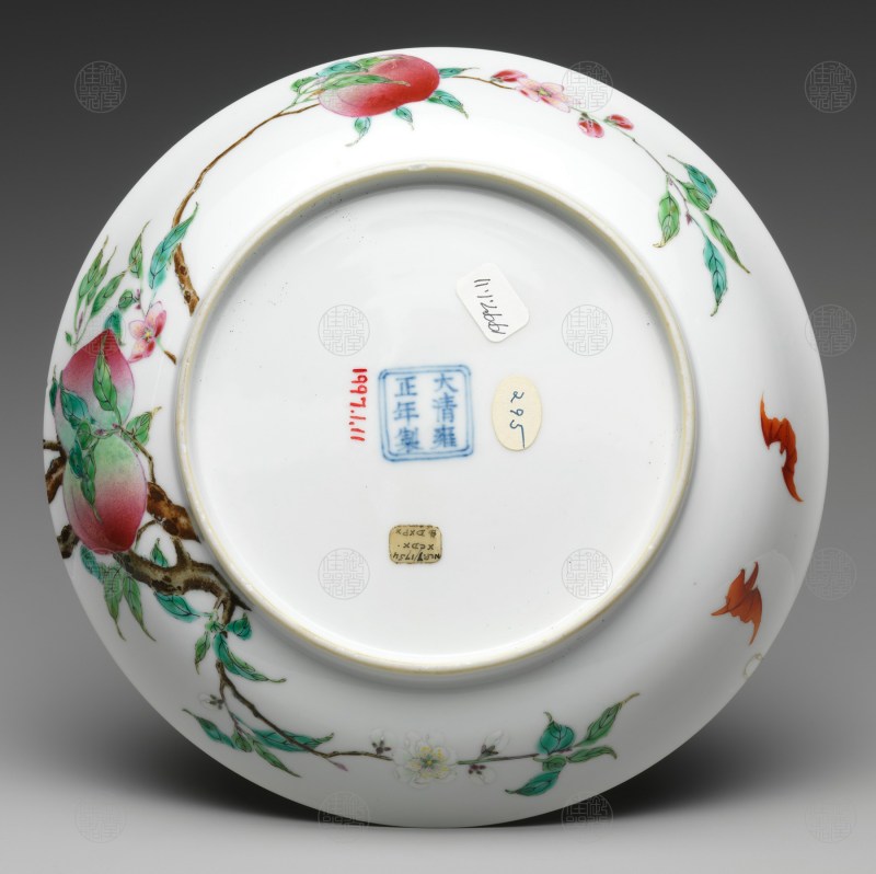 清雍正 洋彩过枝桃纹七寸盘 - 图2