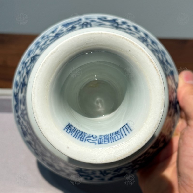 清道光 青花缠枝莲托梵文高足碗 - 图3