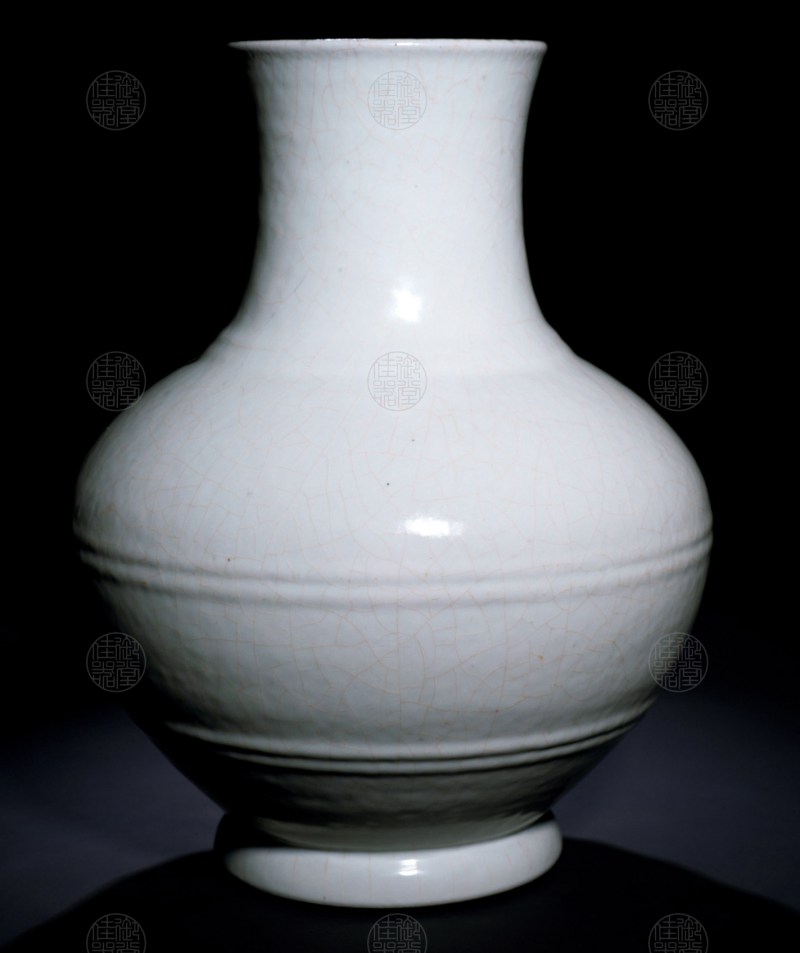 仿官釉弦纹壶尊