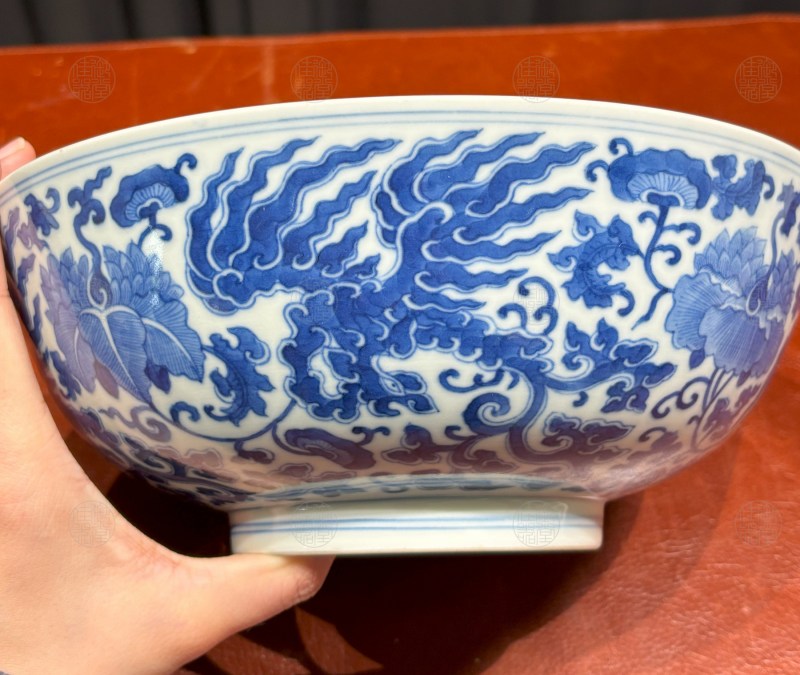 清道光 青花夔凤穿花纹大碗 - 图2
