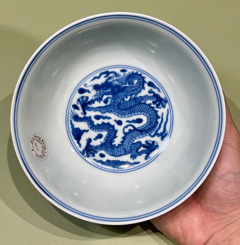 清康熙 青花内云龙外云凤纹浅碗 - 图2