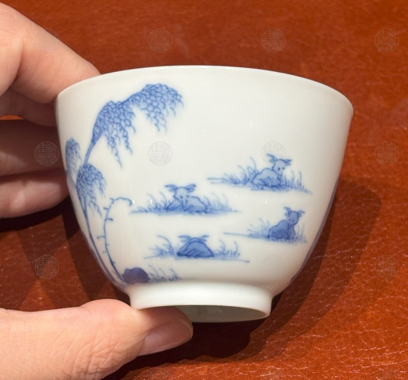 清康熙 青花叱石成羊纹敞口杯 - 图2