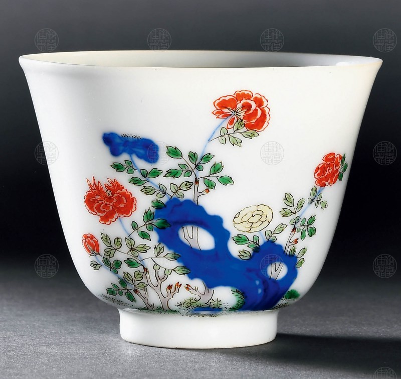 清康熙 青花五彩牡丹花神杯