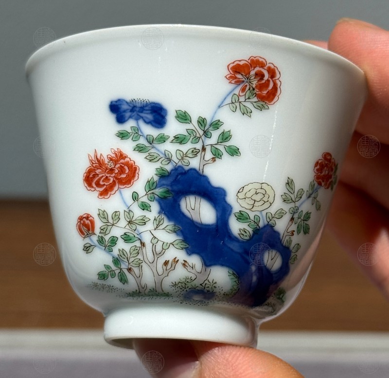 清康熙 青花五彩牡丹花神杯 - 图4